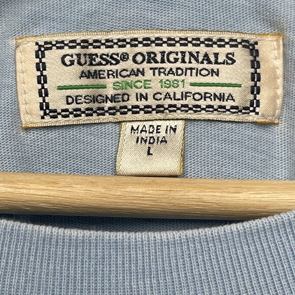 Vintage Guess Originals Light Blue Embroidered Logo T-Shirt L - Picture 5 of 12